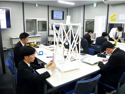 新卒派遣社員教育の様子